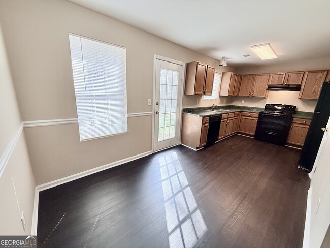 Building Photo - 301 Stony Brook Cir