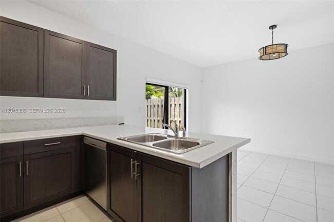 Building Photo - 11833 SW 245 Ter