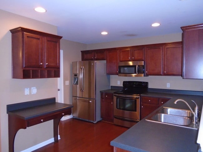 Building Photo - 3262 Ivy Wood Ln