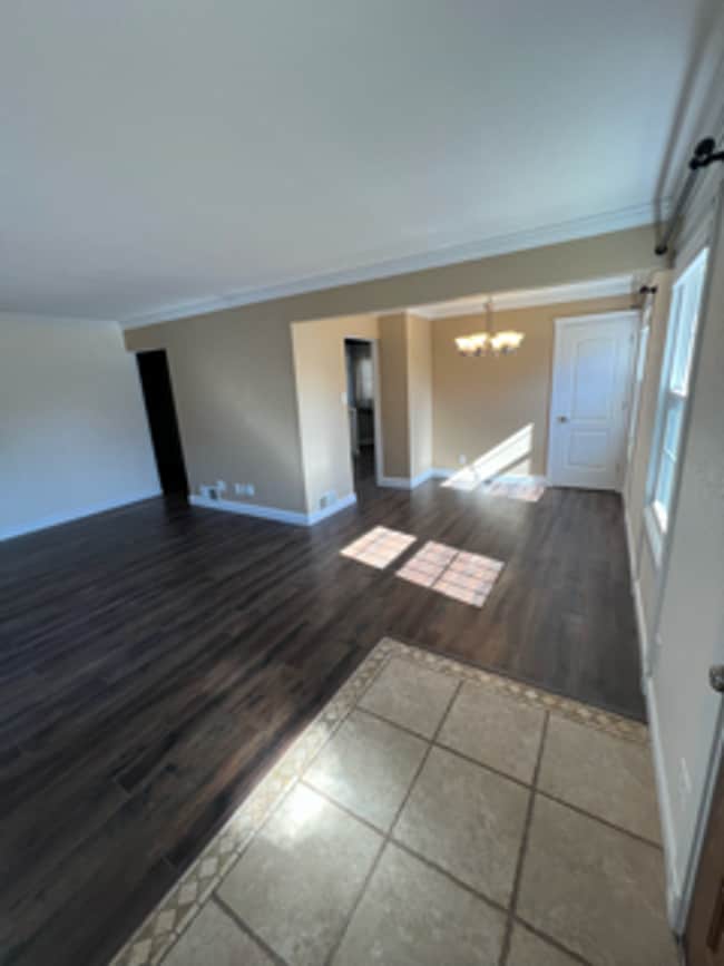 Building Photo - 10517 St Matthew Ln