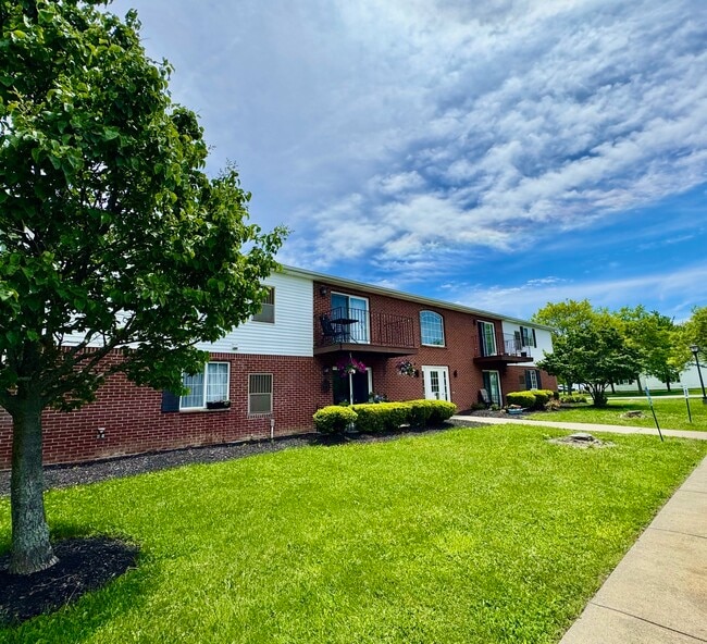 Exterior - Quaker Estates