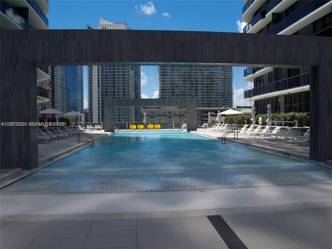 Building Photo - 55 SW 9th St