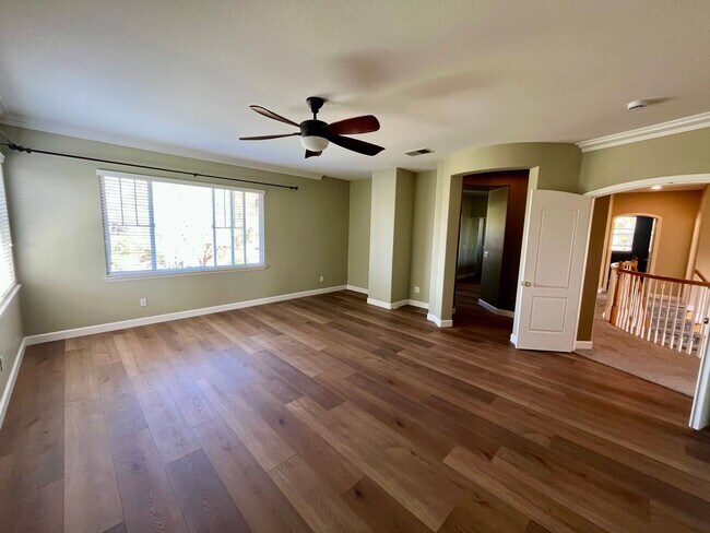 Building Photo - Carlsbad 4 bedroom Stunner on Cul-de-sac w...
