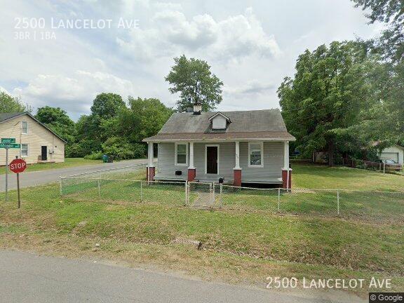 Primary Photo - 2500 Lancelot Ave