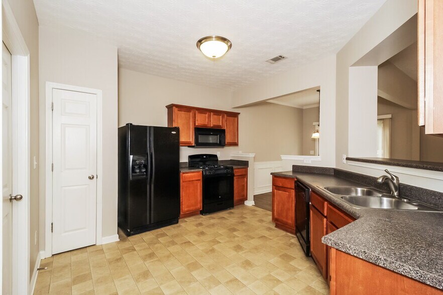 Building Photo - 948 Gardenia Curve