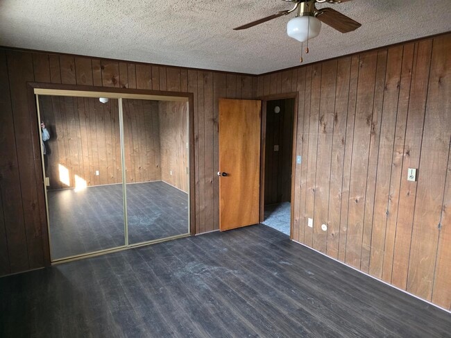 Building Photo - 405-A Church-