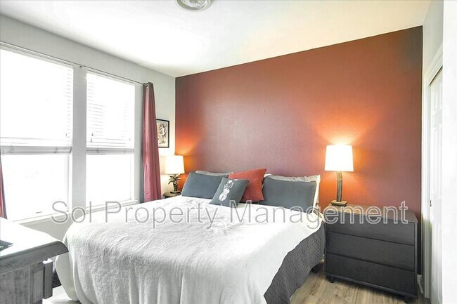 Building Photo - 237 Pacifica Blvd