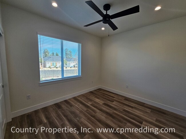 Building Photo - Stunning Brand New 4-Bedroom House in Rive...