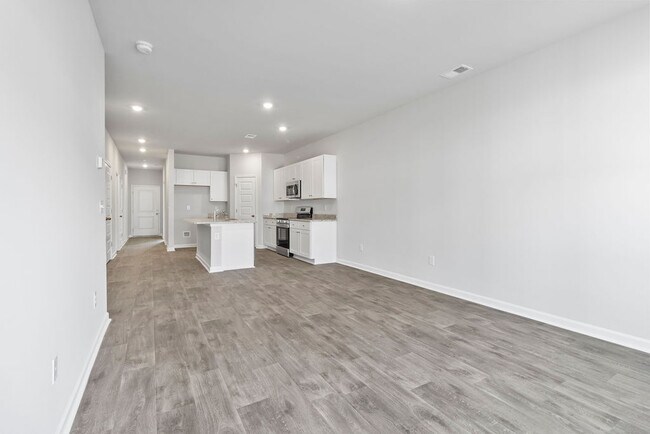 Building Photo - 173 Hoffman Townhome