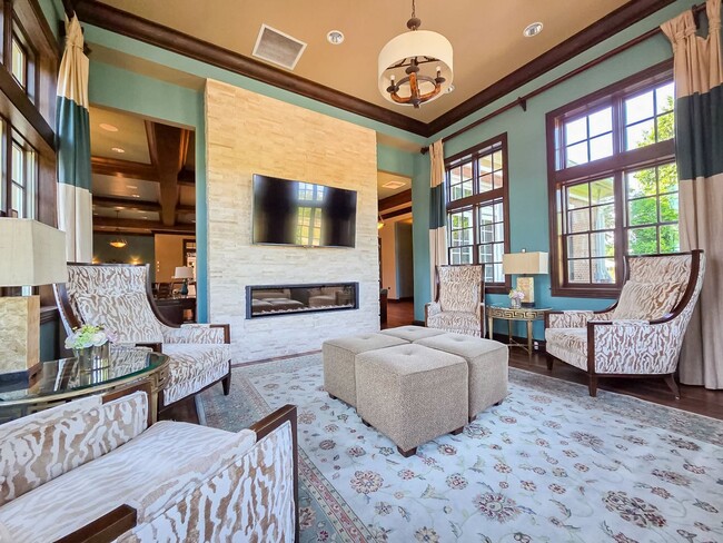 Building Photo - Modern-Luxury 5/4 in Oakmont
