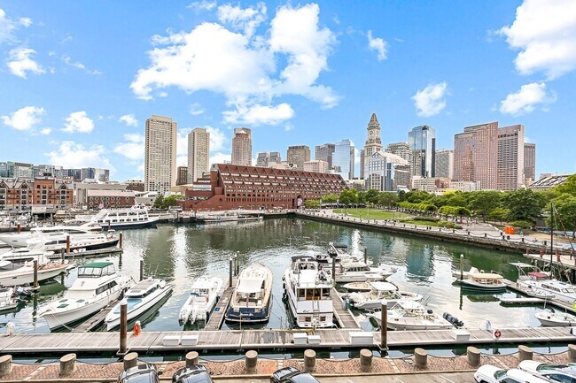 Building Photo - 51 Commercial Wharf W