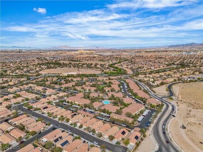 Building Photo - 11076 Zampino St