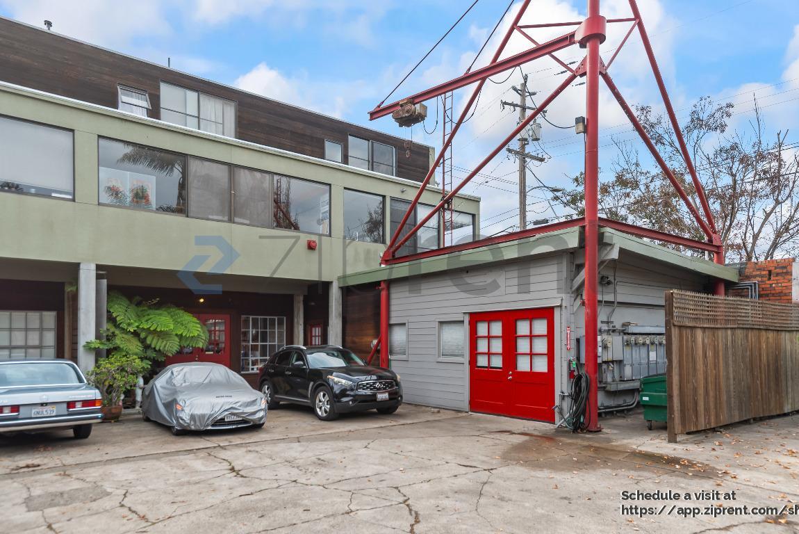 Building Photo - 3016 Filbert St