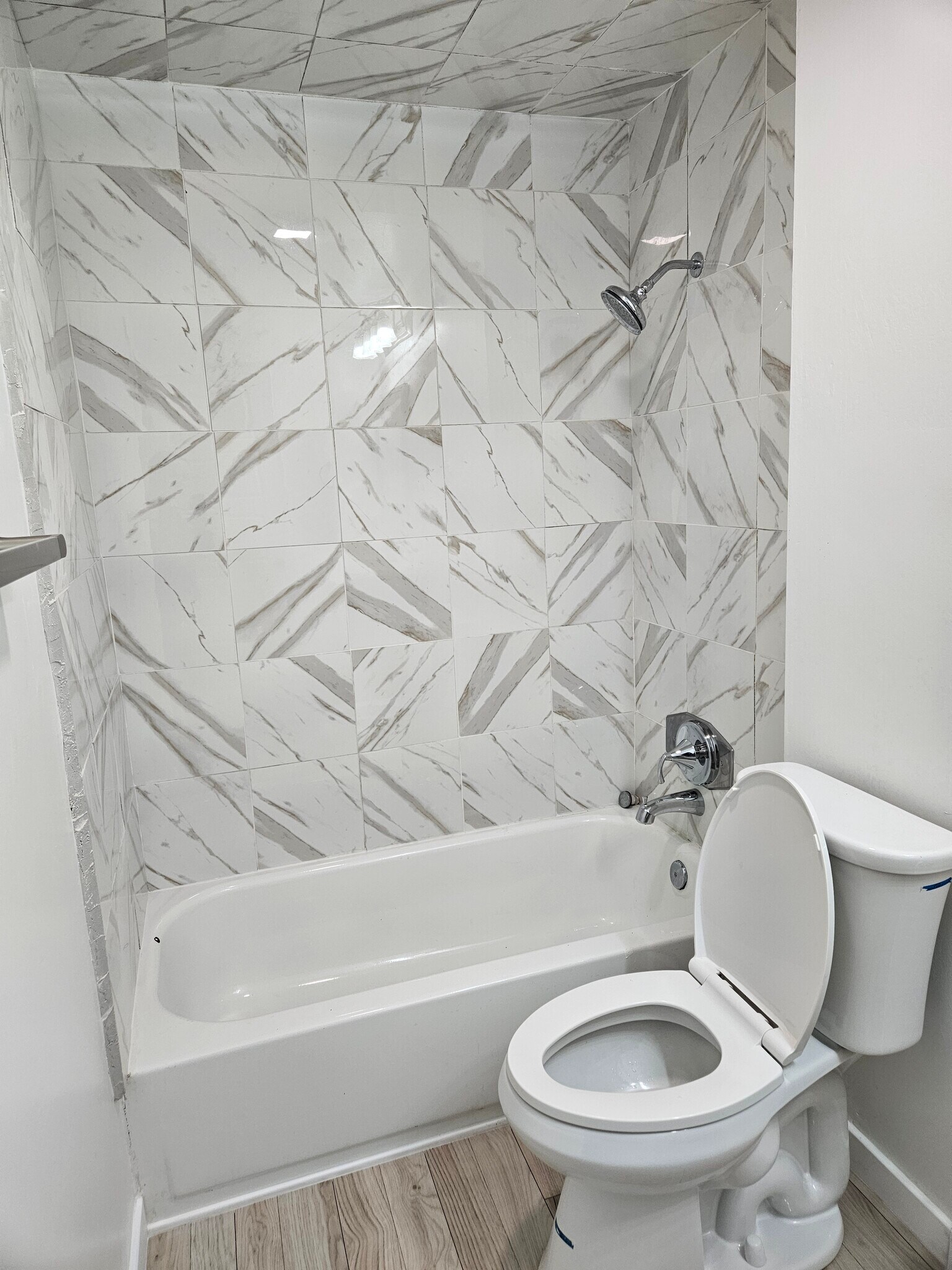 Building Photo - 530 S 400 E