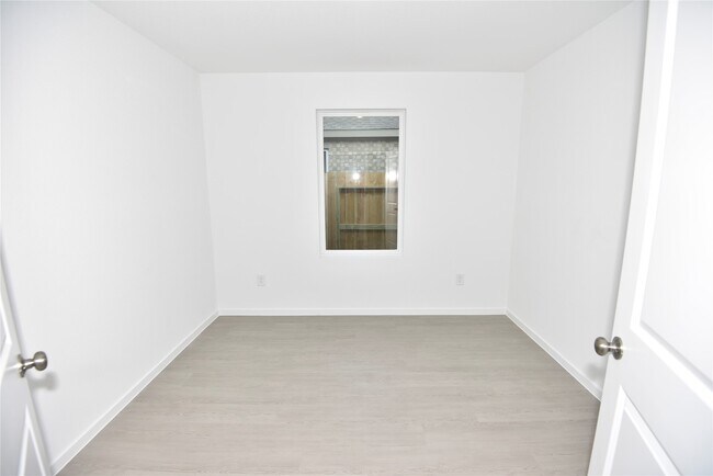 Building Photo - 29039 Pearl Barley Wy