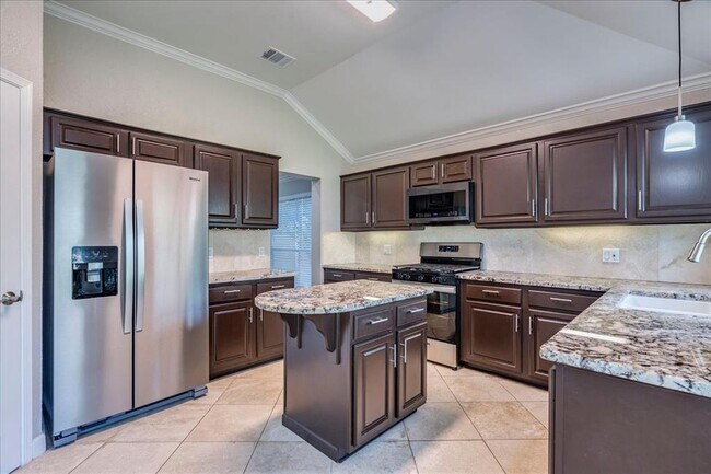 Building Photo - 6530 Needham Ln