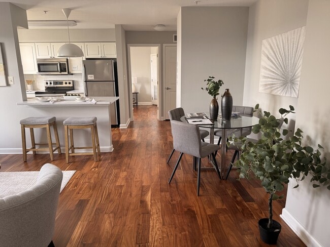 Building Photo - 1308 Clifton St NW