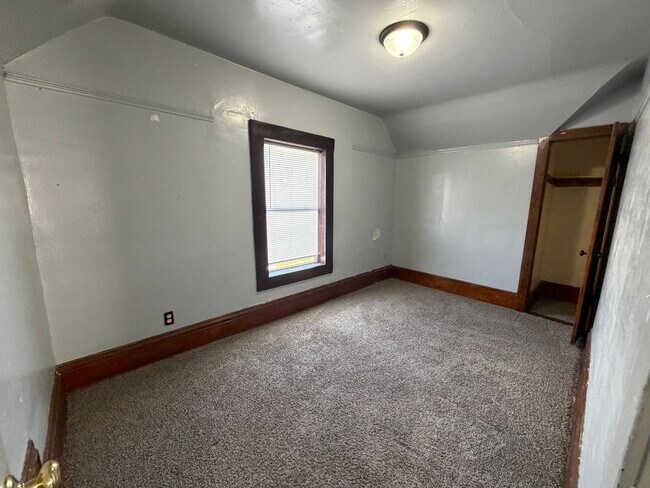 Building Photo - 3909 Orleans Ave