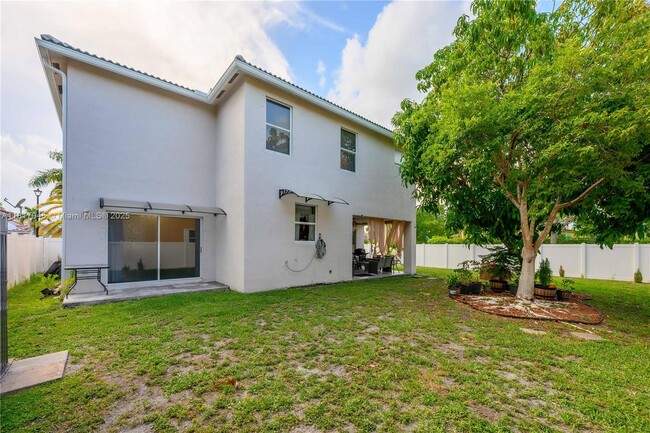 Building Photo - 5309 SW 133rd Ave