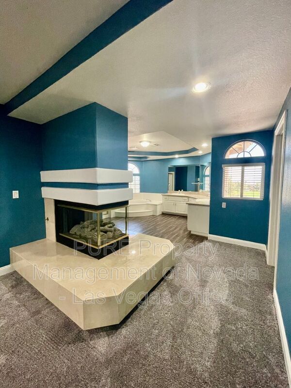 Building Photo - 3912 Diamond Ridge St