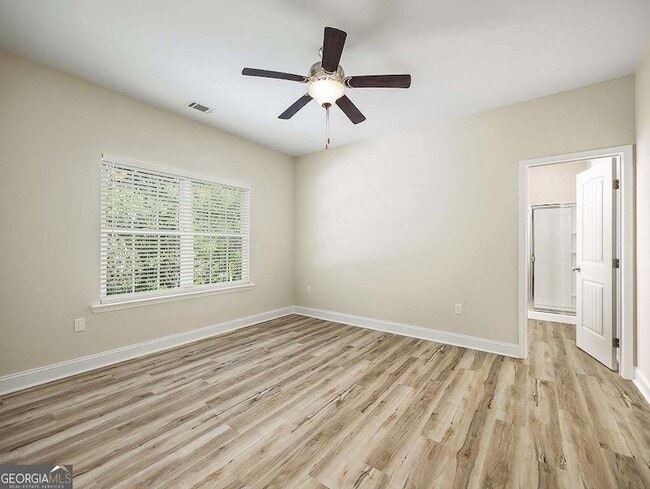 Building Photo - 1002 Oglethorpe Ln
