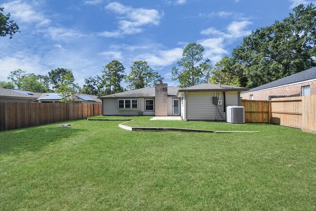 Building Photo - 23002 Grand Rapids Ln