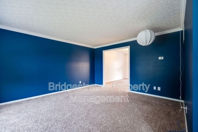 Building Photo - 4448 Forest Ridge Blvd