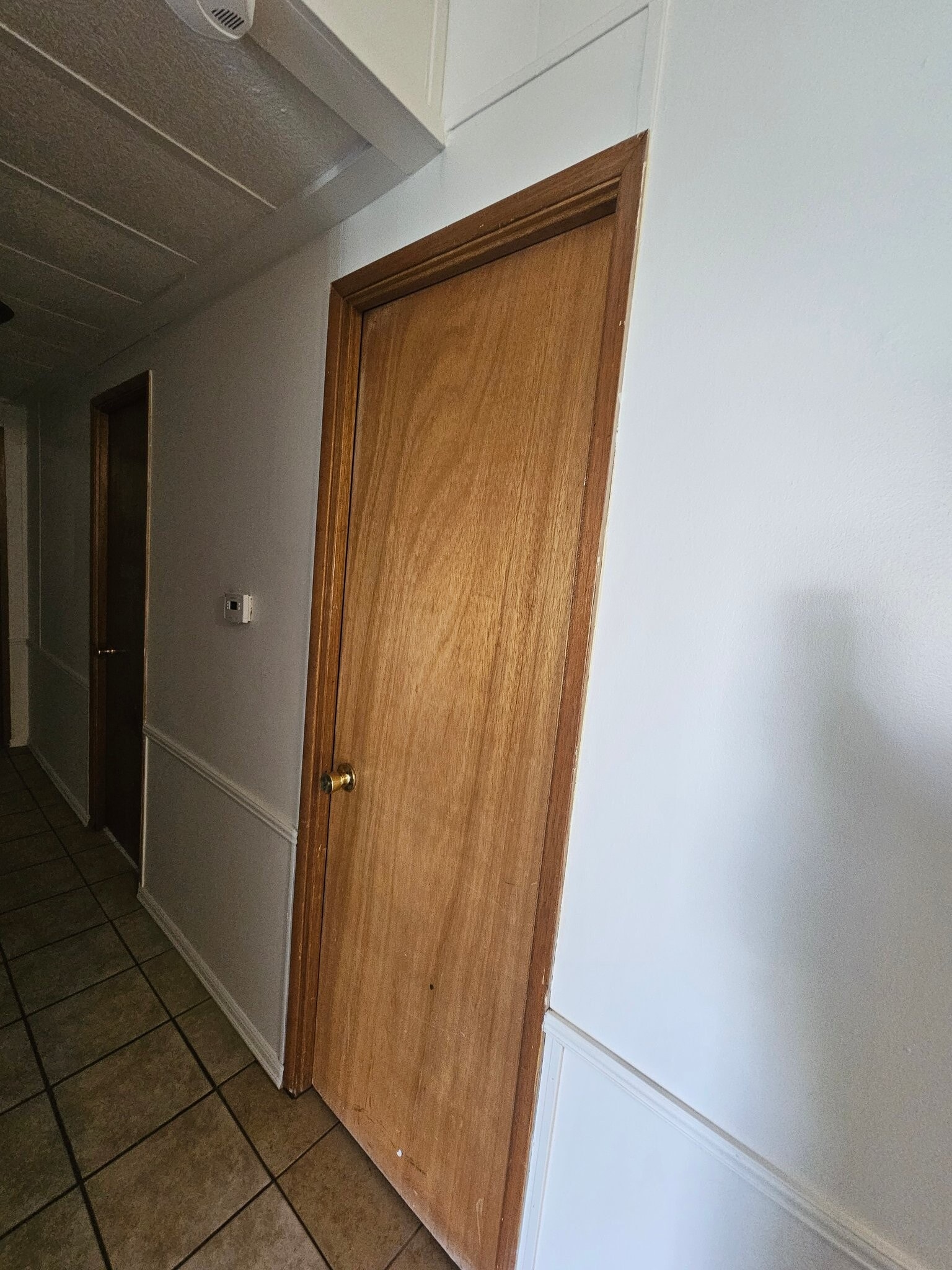 Building Photo - 614 S Andes Rd