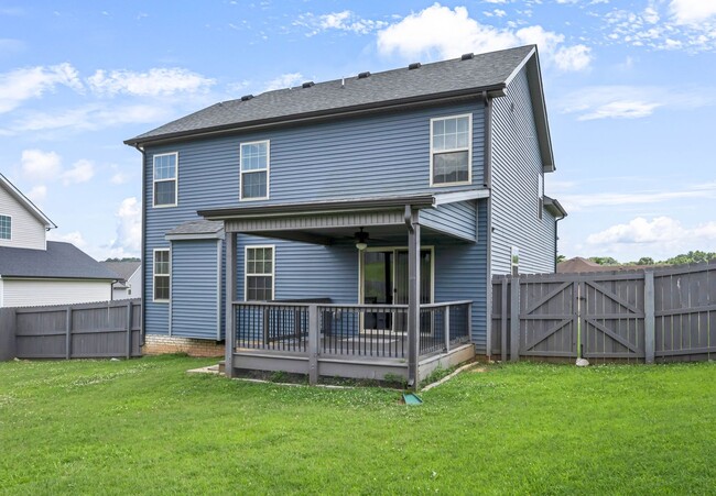 Building Photo - 843 Crestone Ln