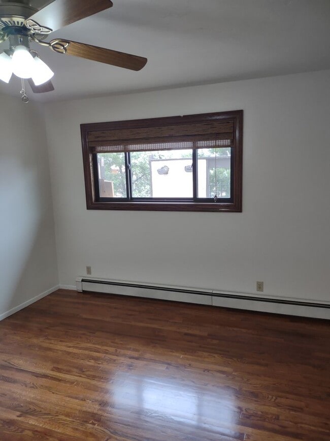 Building Photo - 7615 Mallard Dr