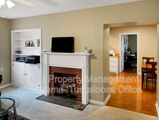 Building Photo - 19 Cedar Knoll