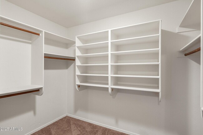 Building Photo - 7936 W Taro Ln