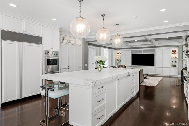Building Photo - 5 Coachman's Ct