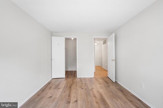 Building Photo - 9453 Chadburn Pl