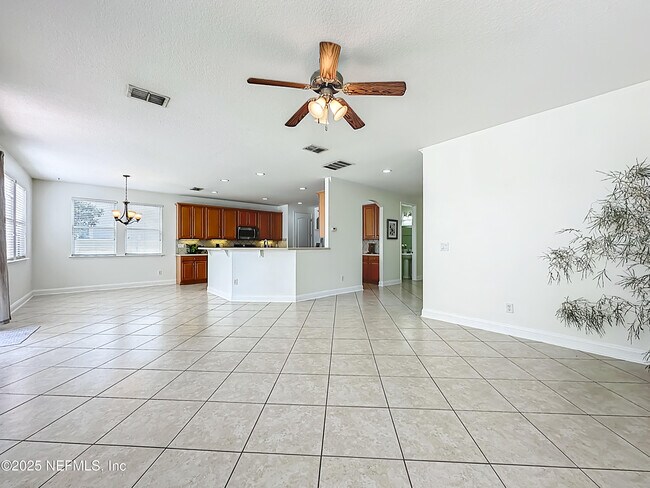 Building Photo - 346 Hefferon Dr