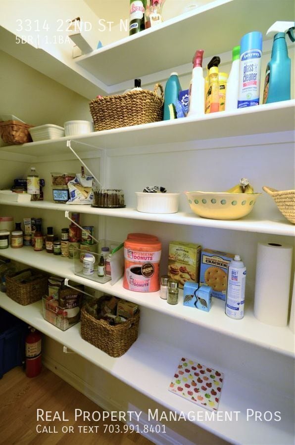 Building Photo - 3314 22nd St N