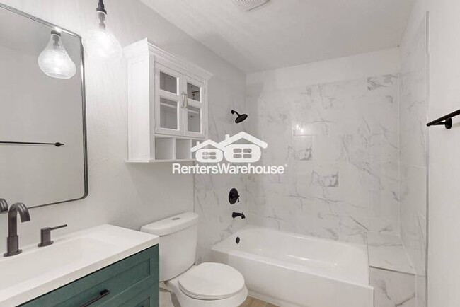 Building Photo - MOVE IN READY - 3BED/2BATH -  PLANO TEXAS