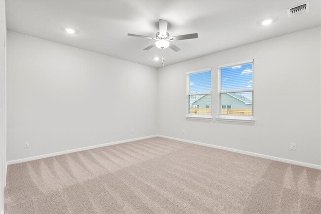 Building Photo - 320 Windstar Rd