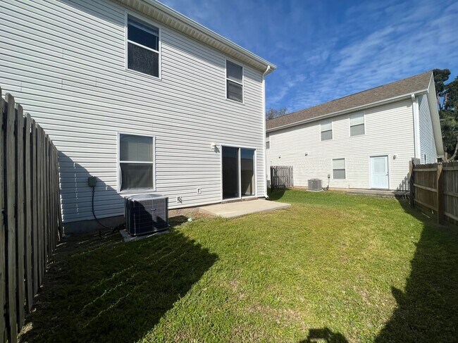 Building Photo - 1028 Anniston Ct