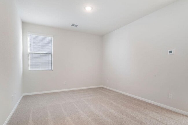 Building Photo - 116 Barret Dr