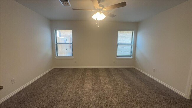Building Photo - 2216 NW 170th St