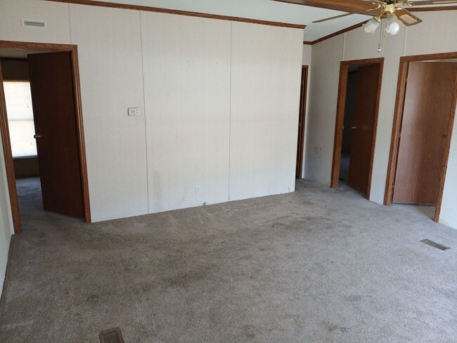 Building Photo - 233 Flat Creek Ln