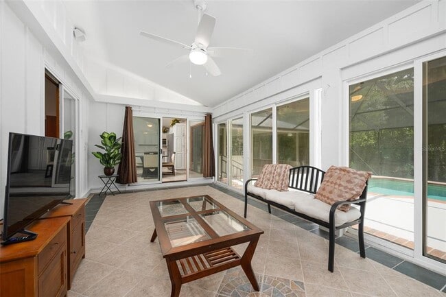 Building Photo - 413 SW 97th Terrace