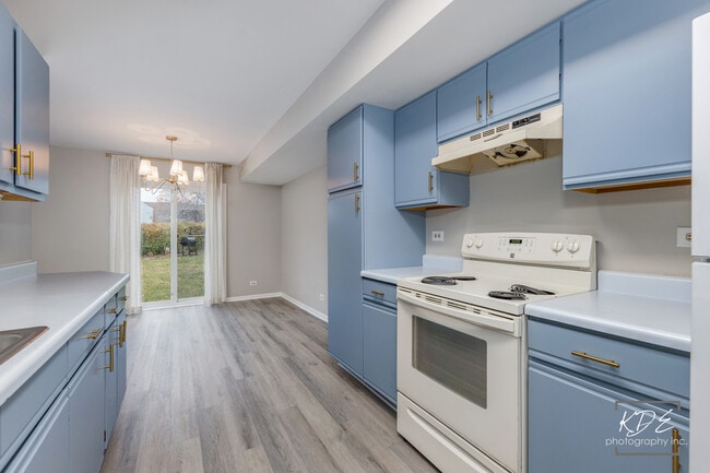 Building Photo - 2691 Stanton Ct