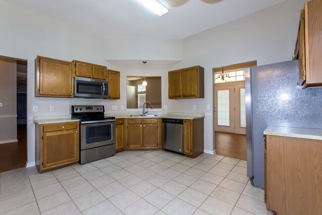 Building Photo - 4865 Bentridge Dr NW