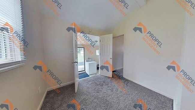 Building Photo - 25117 Malvina Ave