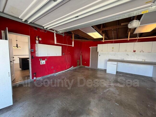 Building Photo - 18527 San Antonio St