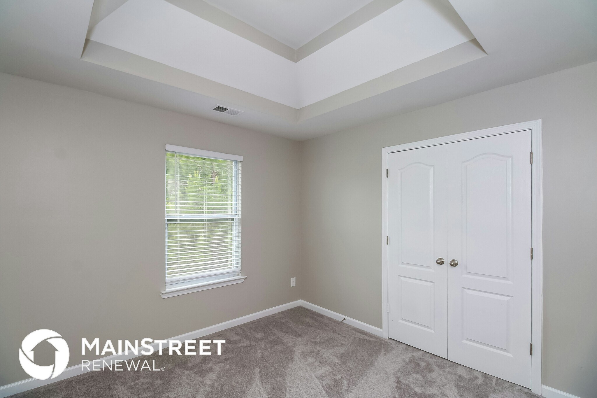 Building Photo - 10950 Southwood Dr