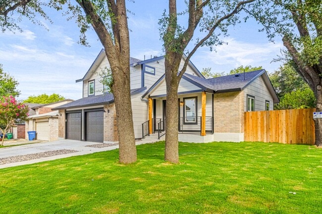 Building Photo - BEAUTIFUL HOUSE FOR RENT NEAR 1604 W/ GUIL...