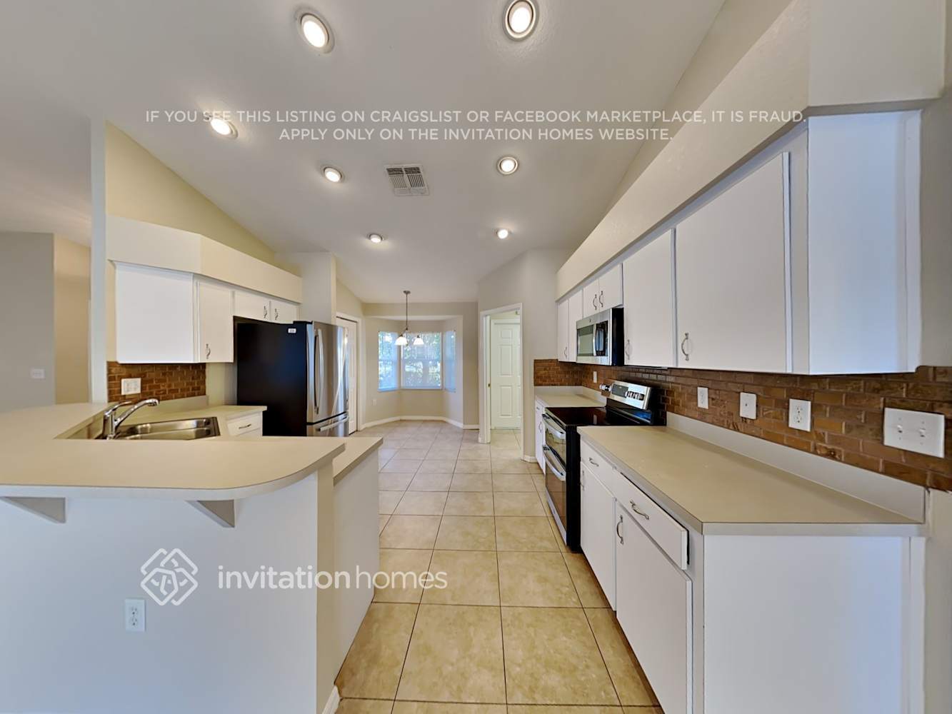 Building Photo - 8734 Pebblebrooke Way